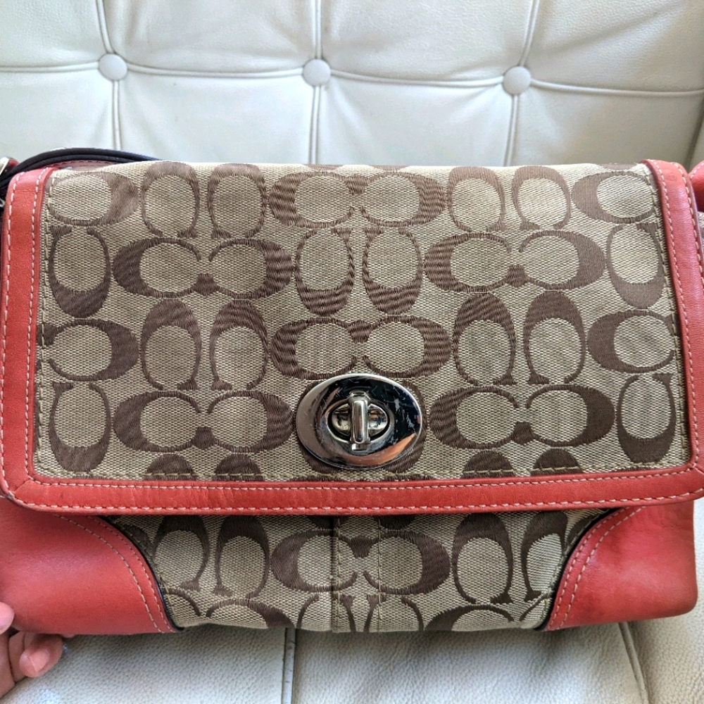 Coach canvas shoulder bag